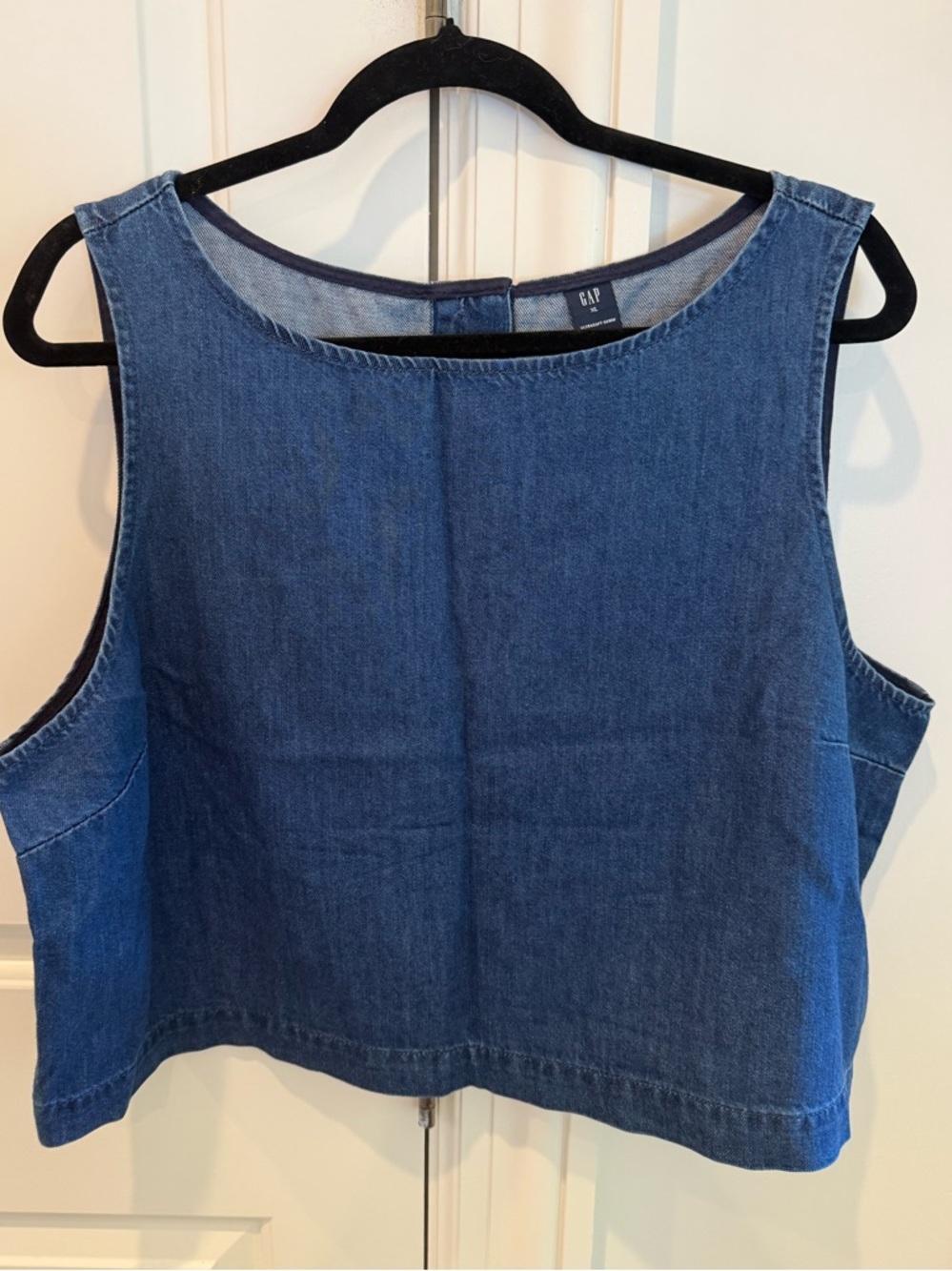 GAP Women's Blue Denim Sleeveless Crop Tank Top